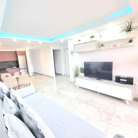 Appartement Two-bedroom ,central,wifi,sea View