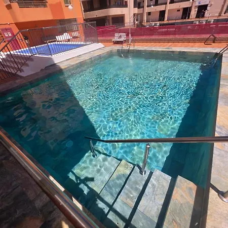 Two-bedroom ,central,wifi,sea View